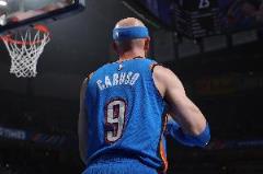 魯索西決場均7.8分1.6搶斷三分命中率41.2%助力球隊(duì)奪冠