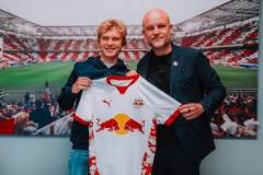 官方：薩爾茨堡紅牛簽約22歲拜仁中場克雷齊希，合同期4年