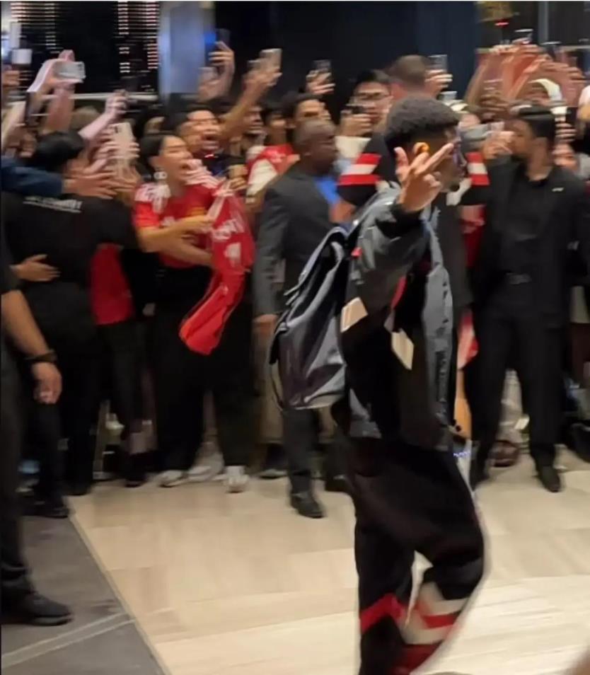 阿馬德：豎中指不是憤怒，是對不尊重的回應(yīng)