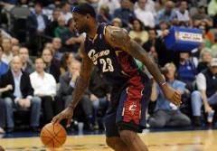 18年前今日：22歲詹姆斯天王山砍48+9+7 最終連得25分絕殺活塞