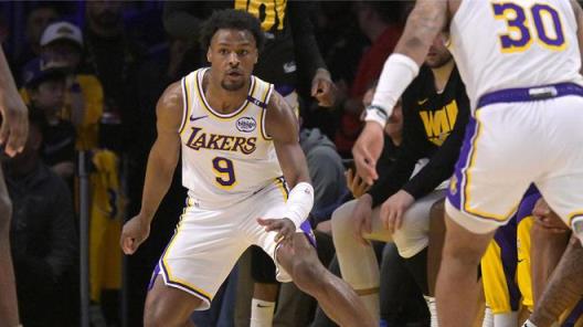 湖人傳聞：西部高管透露下賽季將為布朗尼·詹姆斯提供更多發(fā)揮空間
