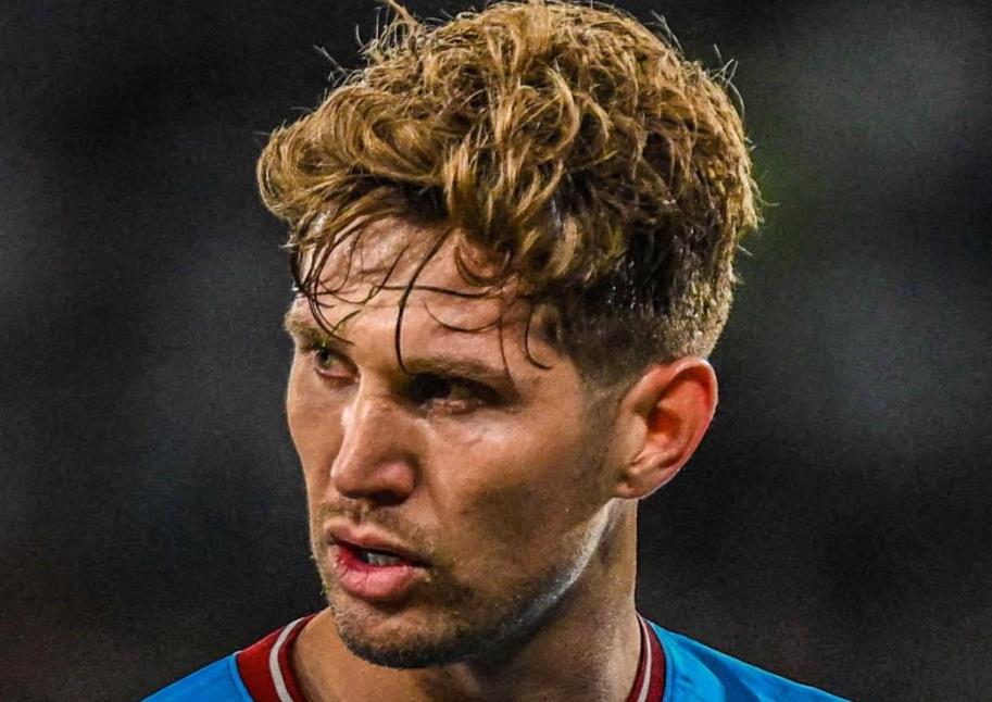 曼城允許斯通斯今夏離隊(duì)