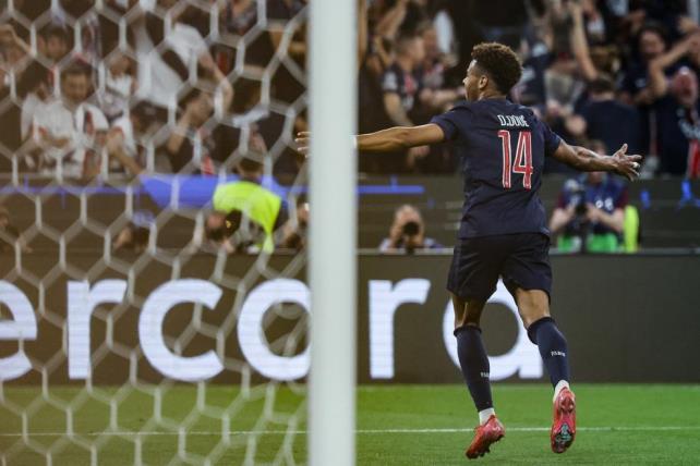 杜埃成為首位在歐冠決賽梅開二度的球員