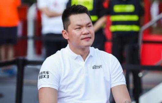 廣東男籃力捧陳國豪引關(guān)注，山西試訓(xùn)劉東，郭士強國家隊續(xù)約消息浮出水面