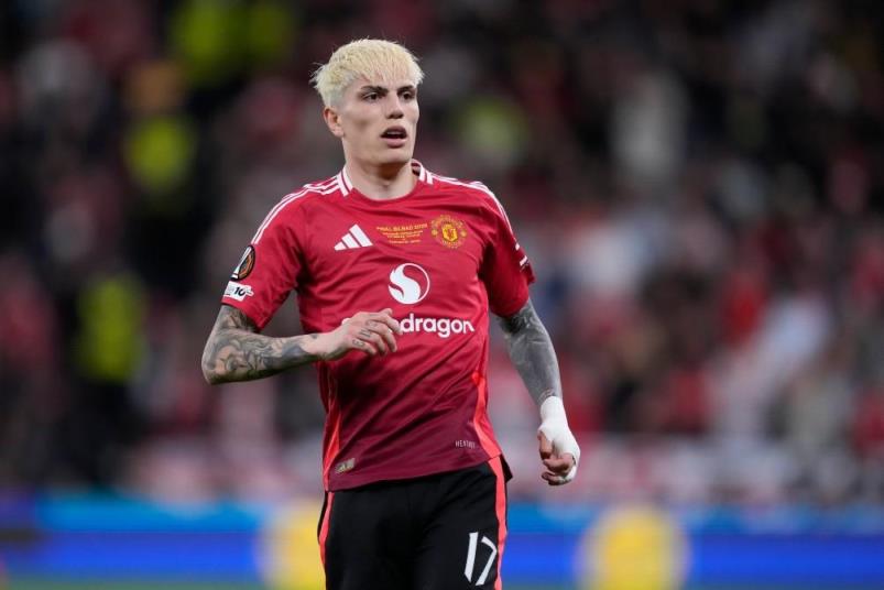 曼聯(lián)可能降價出售加納喬引球迷不滿