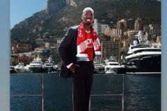 姆巴佩轉(zhuǎn)發(fā)博格巴加盟摩納哥合成圖：復(fù)出助力摩納哥