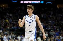 黃蜂用4號簽選中克尼佩爾，丹尼-格林稱贊這是明智之舉