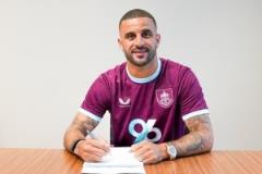 沃克為何選擇伯恩利？英超史第一右的他為何不選擇更優(yōu)選擇？