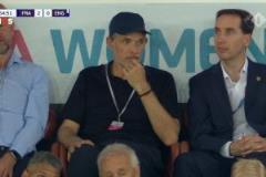 圖赫爾現(xiàn)場觀戰(zhàn)英格蘭女足歐洲杯，無奈面對球隊表現(xiàn)