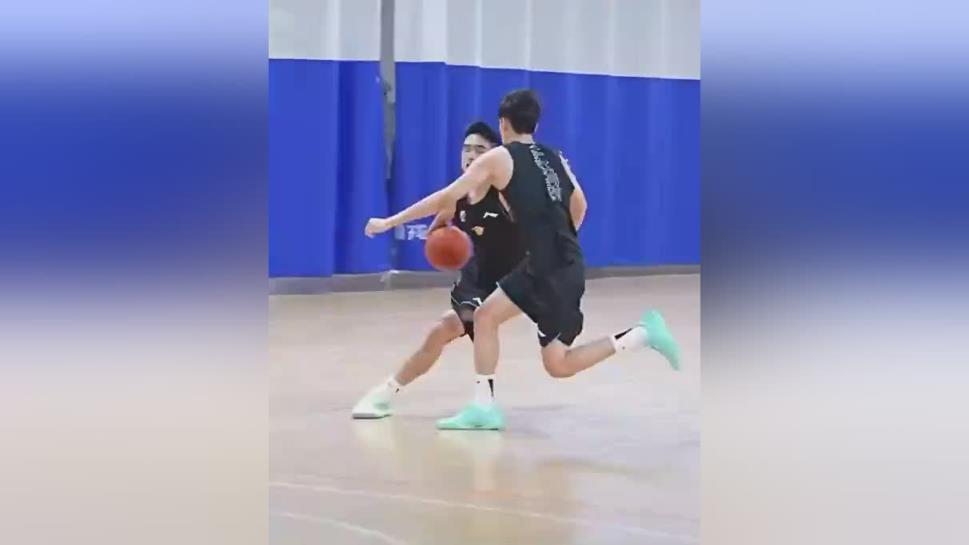 夏練進行時！廣東男籃最新訓練視頻 重點加強一對一攻防