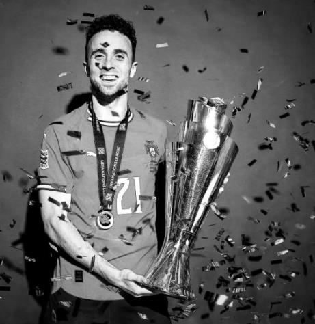 佩佩悼念若塔：英年早逝令人心痛，愿他安息