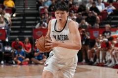 美記：楊瀚森來自CBA，我對其速度表示擔憂，因NBA節(jié)奏很快