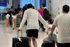 楊瀚森在洛杉磯特訓(xùn) 女友陪同身邊