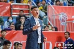 杜鋒：球隊磨合仍需提升，季后賽強度高需保持適應(yīng)狀態(tài)