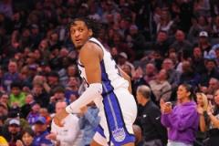 艾薩克-瓊斯轉(zhuǎn)正！國王與他簽訂兩年標(biāo)準(zhǔn)合同