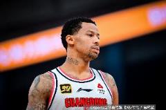 廣東男籃引入伯克是為了給徐杰、胡明軒提供輪換選項