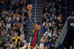 巴特勒+庫明加組合輸分，吉米搭配其他輪換球員贏分