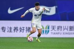 薩爾瓦多積極樂(lè)觀(guān)配合治療，記者談其早日康復(fù)與重返賽場(chǎng)的期待