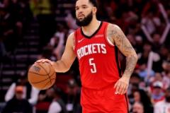 火記：范弗里特明日復(fù)出對(duì)陣?yán)做?，全?duì)僅狄龍缺席