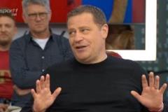 埃貝爾：續(xù)約成本高昂，未將赫內(nèi)斯買維爾茨的言論視為命令