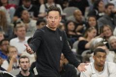 米奇-約翰遜：持續(xù)發(fā)展是我們努力的方向，將持續(xù)到明年及未來