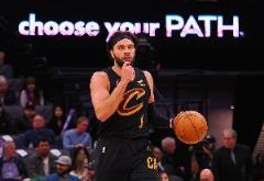 NBA官方：斯特魯斯對(duì)陣國(guó)王時(shí)的技犯被撤銷(xiāo)