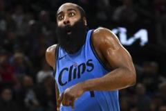 快船全家福再現(xiàn) 火箭重創(chuàng)勇士 馬刺慘遭放水失利