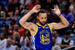 庫里本賽季場均24.5分4.4籃板6助攻，得分創(chuàng)14-15賽季以來新低