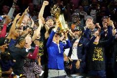 掘金老板公開道歉：馬龍和布斯不應(yīng)被解雇