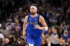 克萊本賽季得分表現(xiàn)低迷，三分命中率仍保持在39.1%