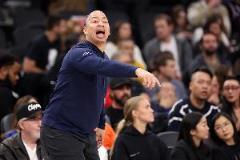 泰倫-盧何時意識到這不是2016年了？