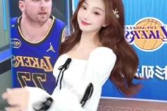 美女主播魏欣怡：歡迎朋友們來電點(diǎn)戈～