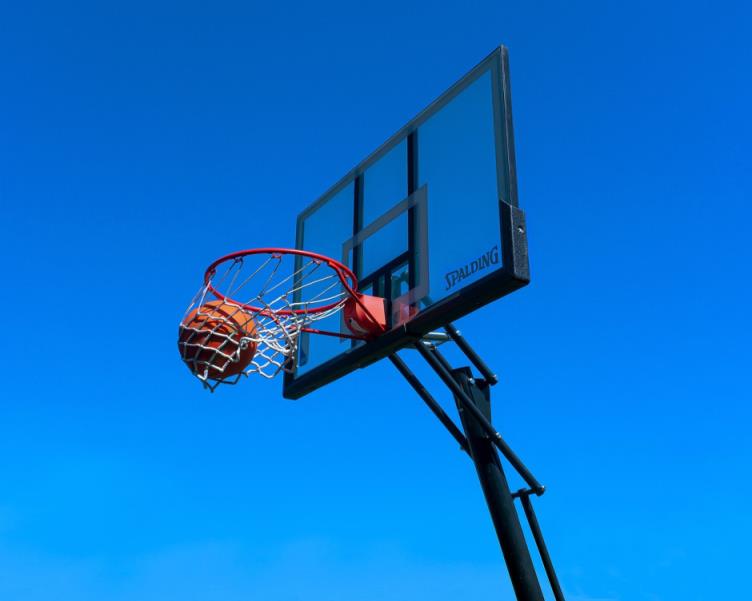 CBA季后賽：廣廈對(duì)陣青島首發(fā)陣容預(yù)測(cè)（4月23日）孫銘徽能否助球隊(duì)突圍