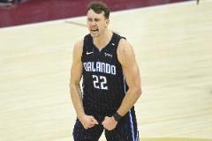 班凱羅：小瓦格納全場(chǎng)專注攻防展現(xiàn)強(qiáng)烈侵略性