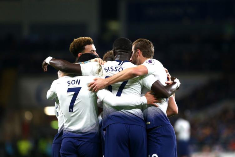 英超焦點(diǎn)戰(zhàn)：利物浦 vs 熱刺前瞻分析