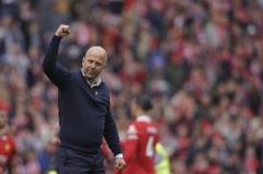 斯洛特首賽季戰(zhàn)績：38勝7平7負(fù)，勝率73.1%，英超冠軍&聯(lián)賽杯亞軍