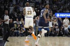 詹姆斯：華子和里德第四節(jié)表現(xiàn)亮眼，我們錯失了贏球機會