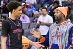 阿里納斯兒子車禍后康復(fù)順利 住院四天將出院