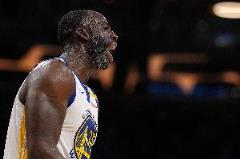 王子星：追夢(mèng)上腳被判惡意犯規(guī)，伊森未動(dòng)作卻遭1T，年輕球員的爭(zhēng)議時(shí)刻