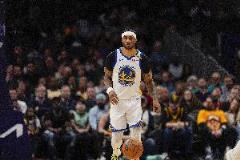 小佩頓G3關(guān)鍵防守限制火箭球員運動戰(zhàn)6中1