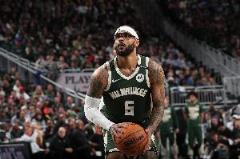 特倫特加時賽4記三分遭關(guān)鍵失誤，33分5籃板5助攻成也敗也