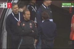 凱恩今夜情緒大起大落：0-1→0-2→1分鐘2-2→3-2→3-3