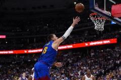 約基奇狀態(tài)低迷 阿德爾曼表達(dá)理解但第四戰(zhàn)在即