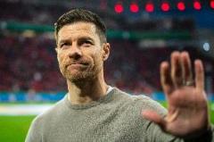 藥廠總監(jiān)：阿隆索離隊(duì)決定本周才公布，多隊(duì)對(duì)維爾茨感興趣