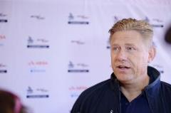 舒梅切爾：阿爾特塔對球員過于控制，斯洛特則顯得格外冷靜