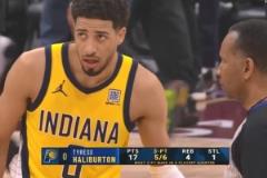 哈利伯頓單節(jié)5記三分刷新步行者隊(duì)史季后賽紀(jì)錄，距NBA紀(jì)錄僅差一記