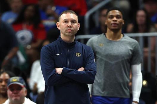 阿德爾曼常規(guī)賽3連勝收官，季后賽鏖戰(zhàn)G7對(duì)陣聯(lián)盟第一