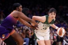 周一競彩籃球前瞻：風(fēng)暴隊(duì)四殺戰(zhàn)績引關(guān)注 飛翼后場組合力爭爆發(fā)