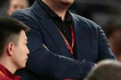 楊毅爆料：歸化李凱爾是CBA某國(guó)企出錢辦的，之后想再用他還得再給錢