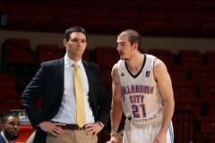 雷霆上次進(jìn)西決時，戴格諾特和卡魯索曾效力發(fā)展聯(lián)盟球隊